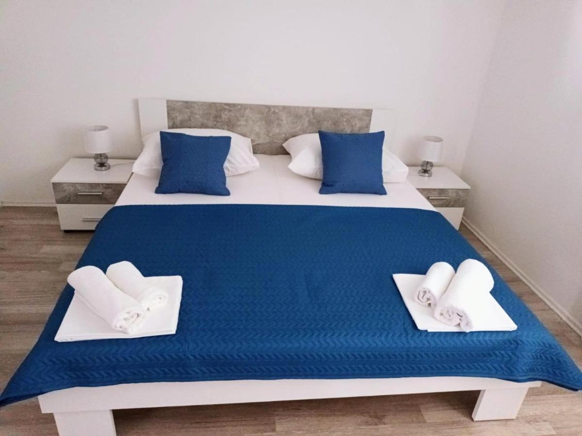 Apartment "None" Makarska Zewnętrze zdjęcie